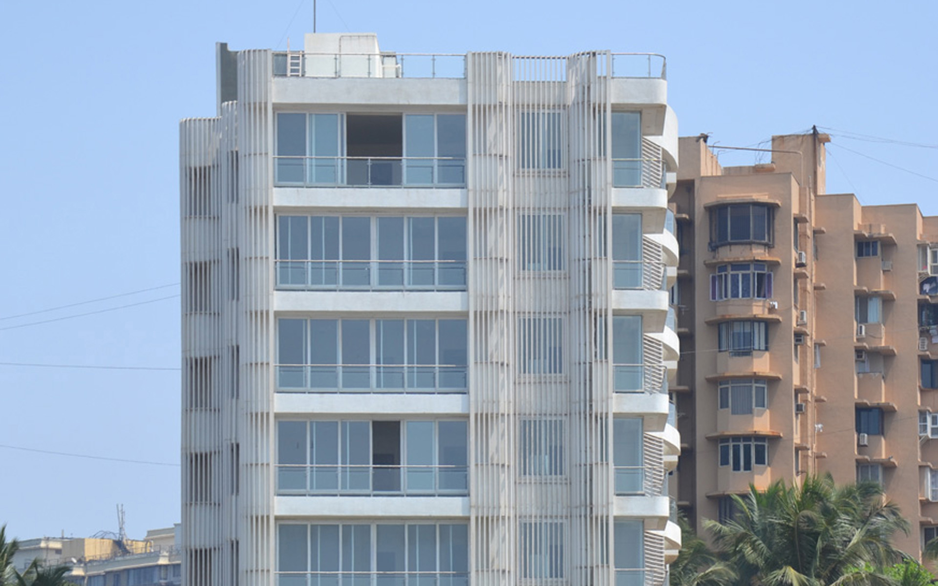 Modern Bay View Apartments Mumbai for Small Space